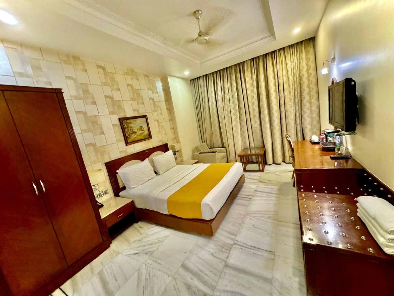 Hotel Florence Inn, Karol Bagh, New Delhi, 2 Min From Metro Kültér fotó